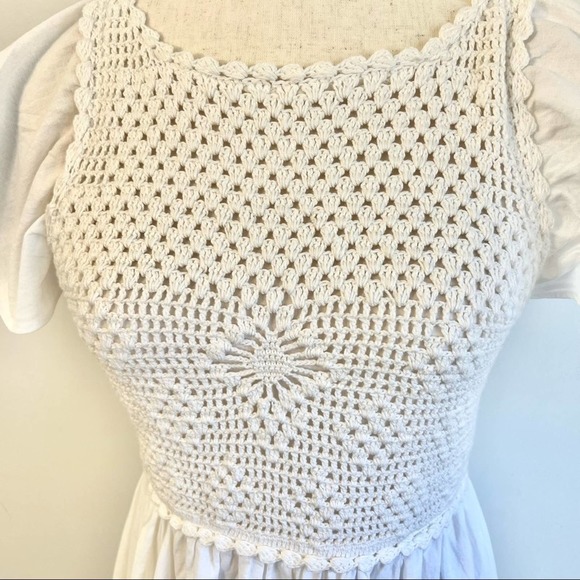 Zara Open-Back Crochet White Maxi Dress - Picture 4 of 8
